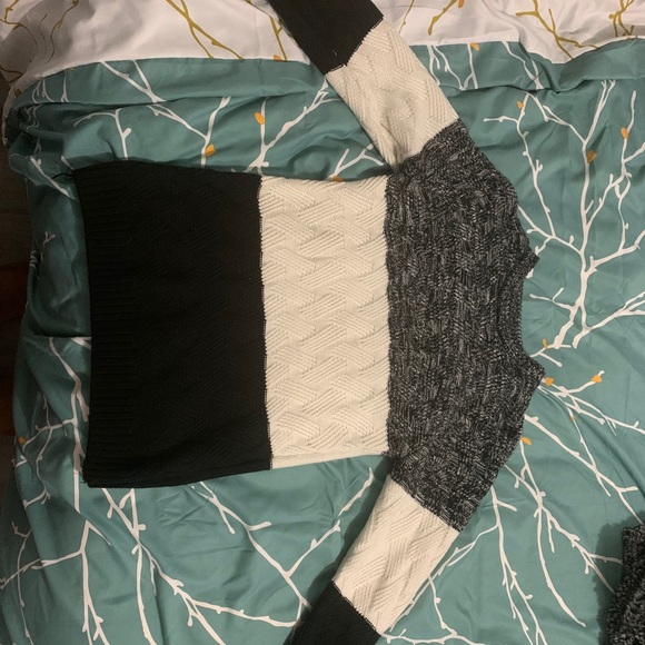 Thick woven sweater - Picture 1 of 3